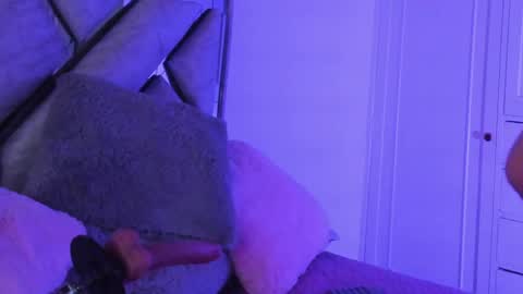 Kat Santana online show from April 16, 8:08 pm