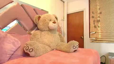 kataleya_bella online show from November 19, 8:09 pm