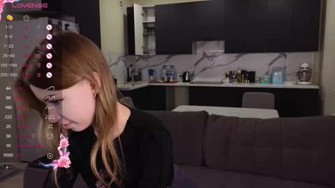 Snapshot of kate_krayy chatting on October 22, 6:13 pm kate_krayy online show from October 22, 6:13 pm