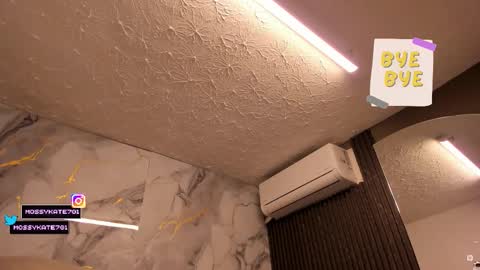 Im Katherine but call me Kate  online show from February 19, 11:43 am