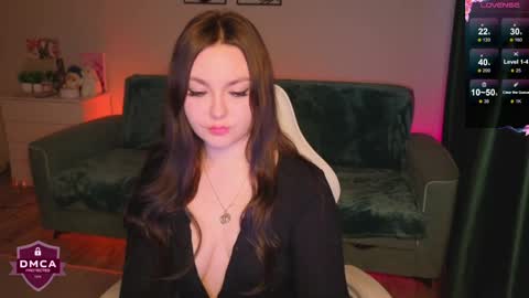 katerinawave online show from March 18, 4:45 pm