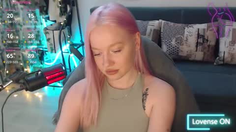 Lisa online show from November 3, 12:20 pm