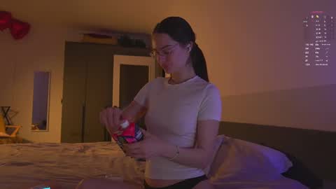 katesee online show from February 20, 3:57 pm