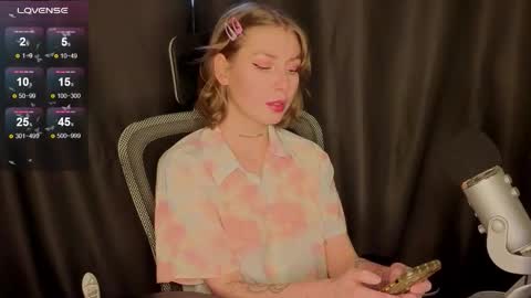 Kate online show from March 3, 4:40 am