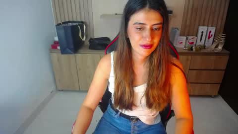 JocelynRainbow online show from April 27, 3:42 pm