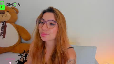 Kay online show from March 8, 2:04 am