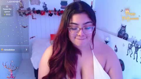kathygonzalez_ online show from October 17, 9:07 pm