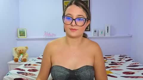 Khaterine online show from September 29, 12:32 pm