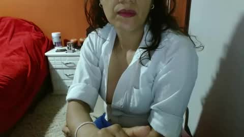 Snapshot of katia_love69 chatting on March 11, 5:46 am Katia Love69 online show from March 11, 5:46 am