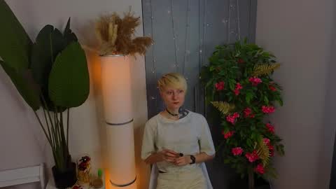 Kathryn online show from March 9, 6:38 am