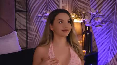 KatJolie online show from November 2, 8:01 pm