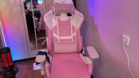   naked in pvt show 100 tk online show from January 13, 9:35 am