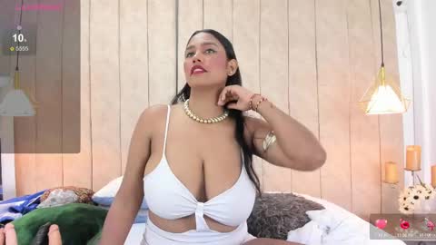 Katrina  online show from March 5, 7:28 pm