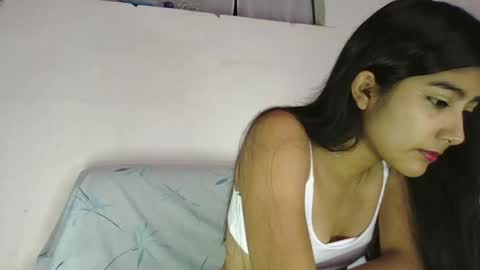 Snapshot of katrushca24 chatting on February 1, 4:00 pm kat online show from February 1, 4:00 pm