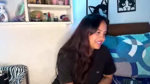 Snapshot of kattia_23 chatting on October 18, 2:25 am kattia online show from October 18, 2:25 am