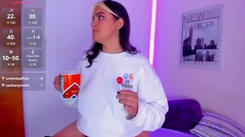 Katy online show from November 13, 8:30 pm