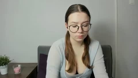 Katy online show from November 22, 7:22 am