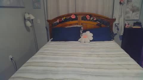 Katy online show from January 26, 2:24 am