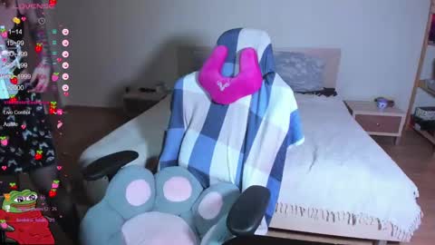 Kira-chan  online show from January 31, 6:36 pm