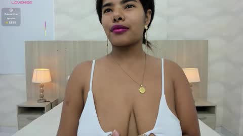   online show from November 16, 11:43 am