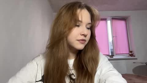 Nyelle online show from March 25, 3:48 pm