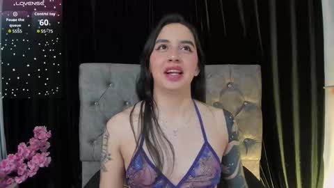 kaylee_lee online show from November 10, 4:18 am