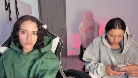 kaylie online show from February 16, 8:30 pm