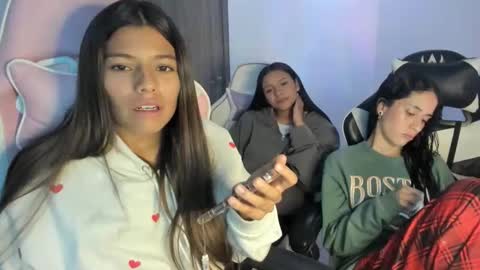 kaylie online show from January 7, 9:51 pm