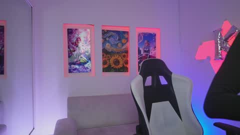 Kayra online show from December 3, 12:29 pm