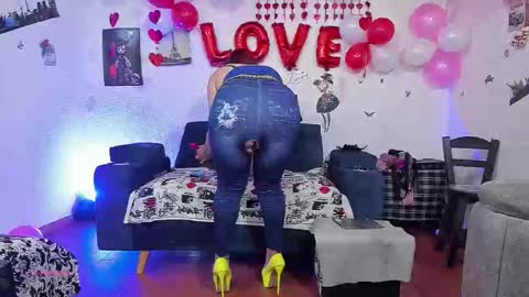 KEILA J online show from February 19, 10:04 am