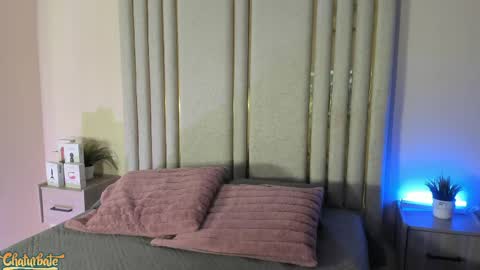 keirahartz online show from March 31, 12:05 pm