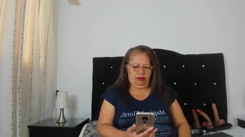   online show from November 17, 11:44 am