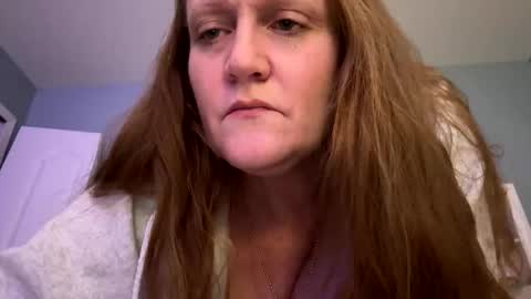 kellilyn10 online show from April 21, 2:51 am
