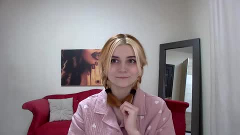 Kelly Stoneys online show from February 10, 5:25 am