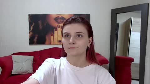 Kelly Stoneys online show from November 5, 6:02 pm