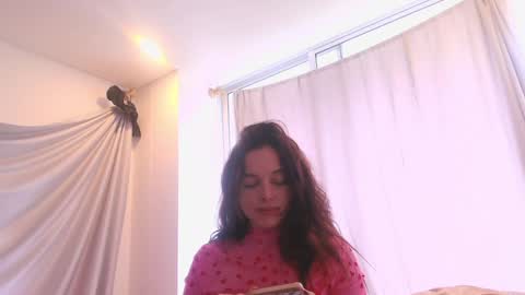 kendall online show from November 4, 5:51 pm