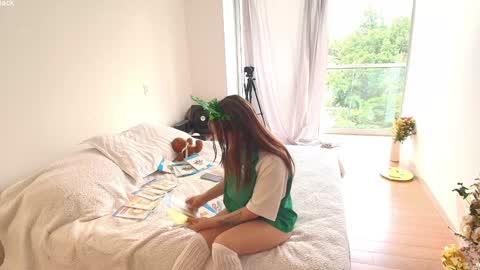 kendall online show from March 17, 7:18 pm