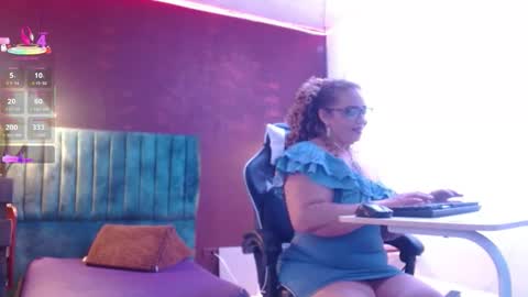 kendra_lust_69 online show from September 16, 3:25 am