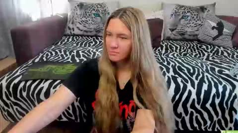 Kendra online show from September 11, 2:01 am