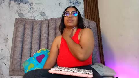 Mamasita online show from June 20, 5:49 pm
