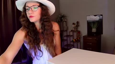 Kendra online show from February 5, 3:09 am