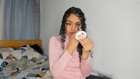 Kenia online show from November 22, 10:56 pm