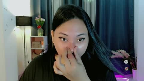 kennaxx69 online show from May 15, 11:40 pm
