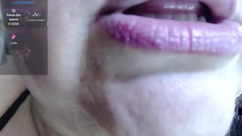 K E R L Y online show from April 10, 4:57 pm