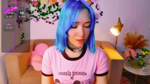 kettiejones online show from April 8, 9:11 am