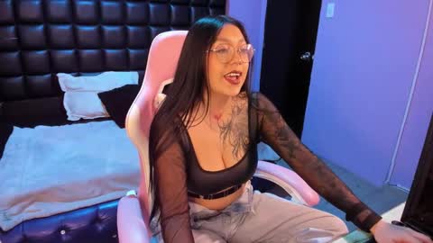 keyla_cutte online show from October 31, 4:03 am