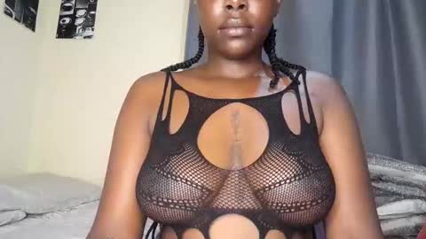 keyla online show from November 3, 11:09 pm