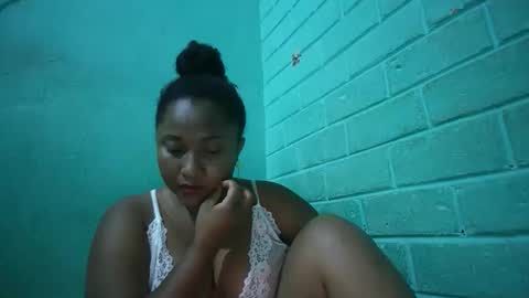 kezia0910 online show from February 13, 7:37 pm