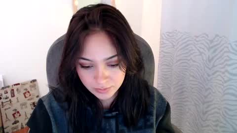 Snapshot of khal_girl chatting on February 11, 3:51 pm Liss online show from February 11, 3:51 pm