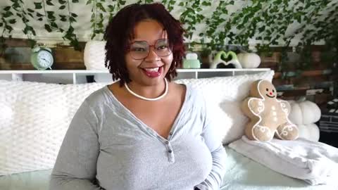 Khaya online show from March 4, 2:21 pm